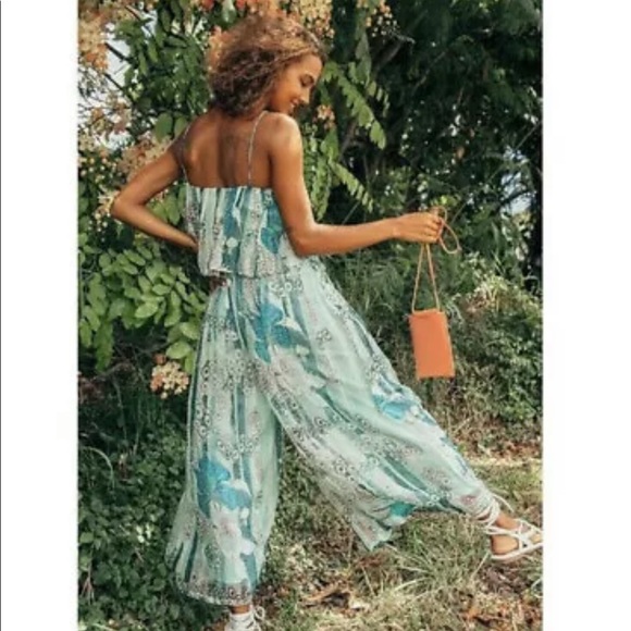 New Free People OLLARI Chiffon Printed Jumpsuit $198sz M - Blue
